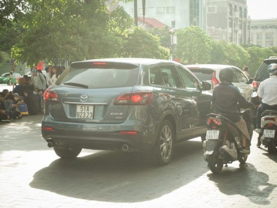 ベトナム, ホーチミン, グエンフエ通り, Vietnam, Ho chi minh, Mazda, マツダ, CX-9