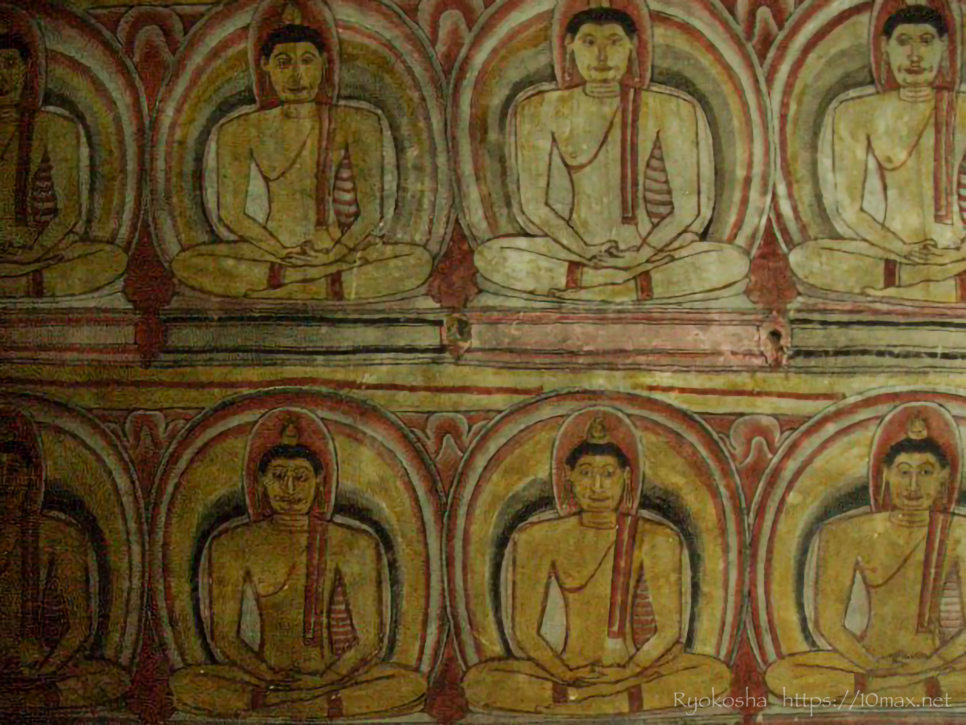 ダンブッラ石窟寺院　スリランカ　黄金寺院