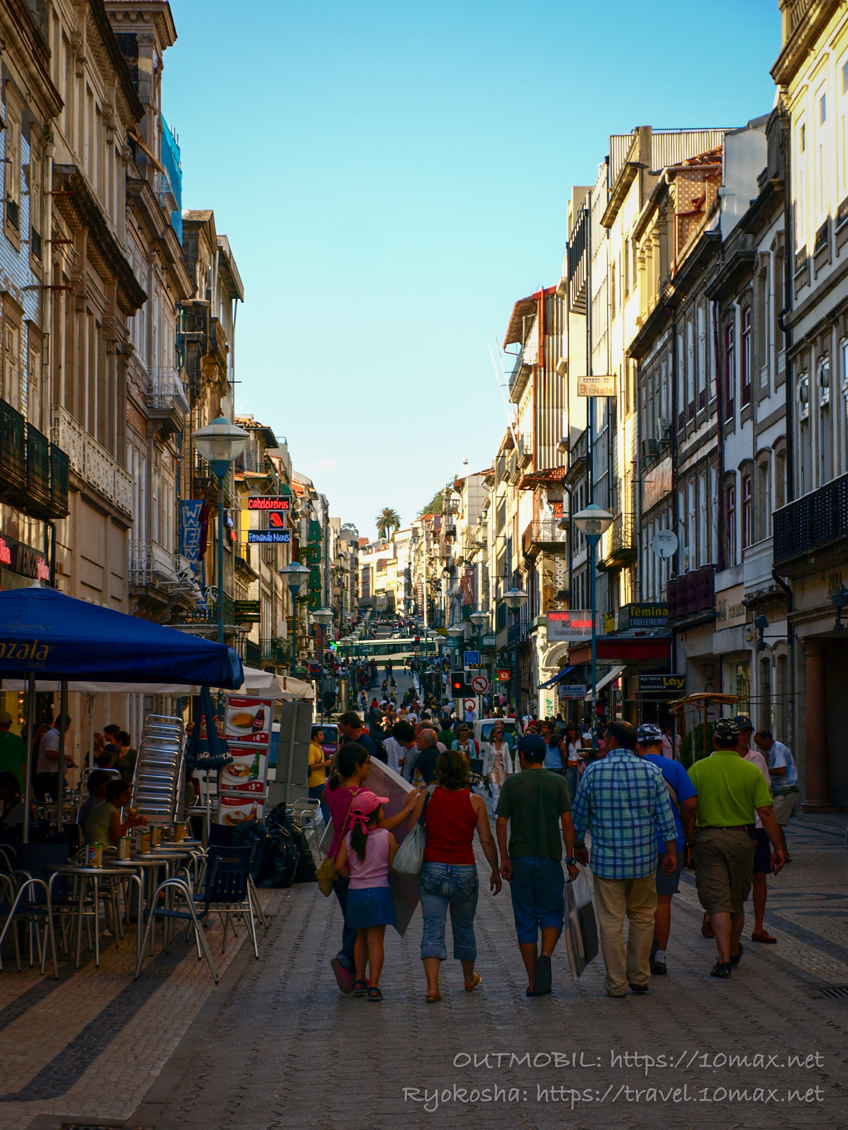 ポルトの街並み　路地裏　ポルトガル旅行記