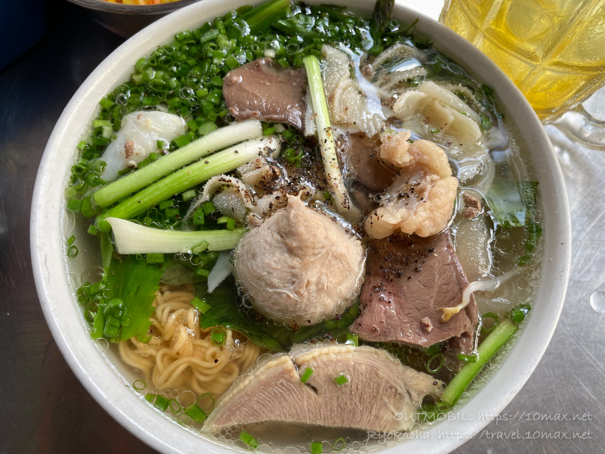 ホーチミン最強麺屋 – 選べる麺に絶品スープ＆モチモチビーフボール「Pho Bo Vien Thap Cam」 | 旅恋写【リョコウシャ】