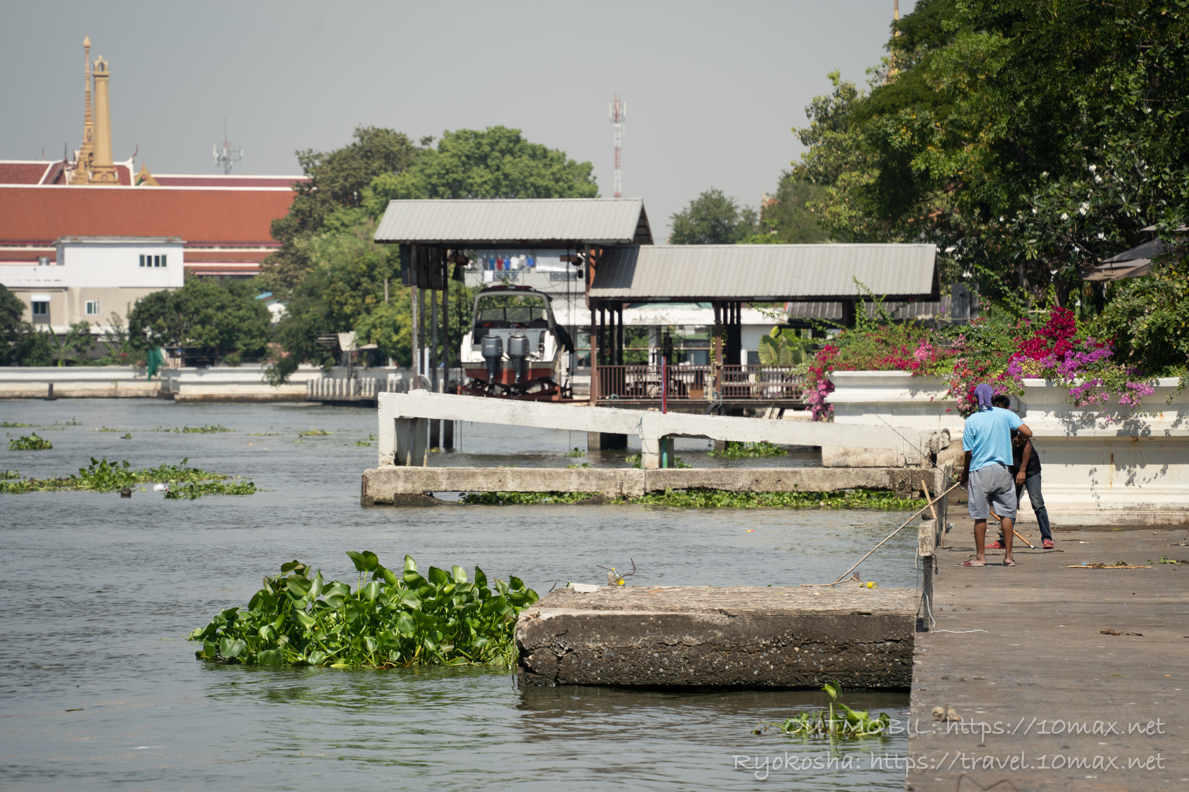 バンホー船着場（Bang Po Pier）からの景色, チャオプラヤー・エクスプレス・ボート