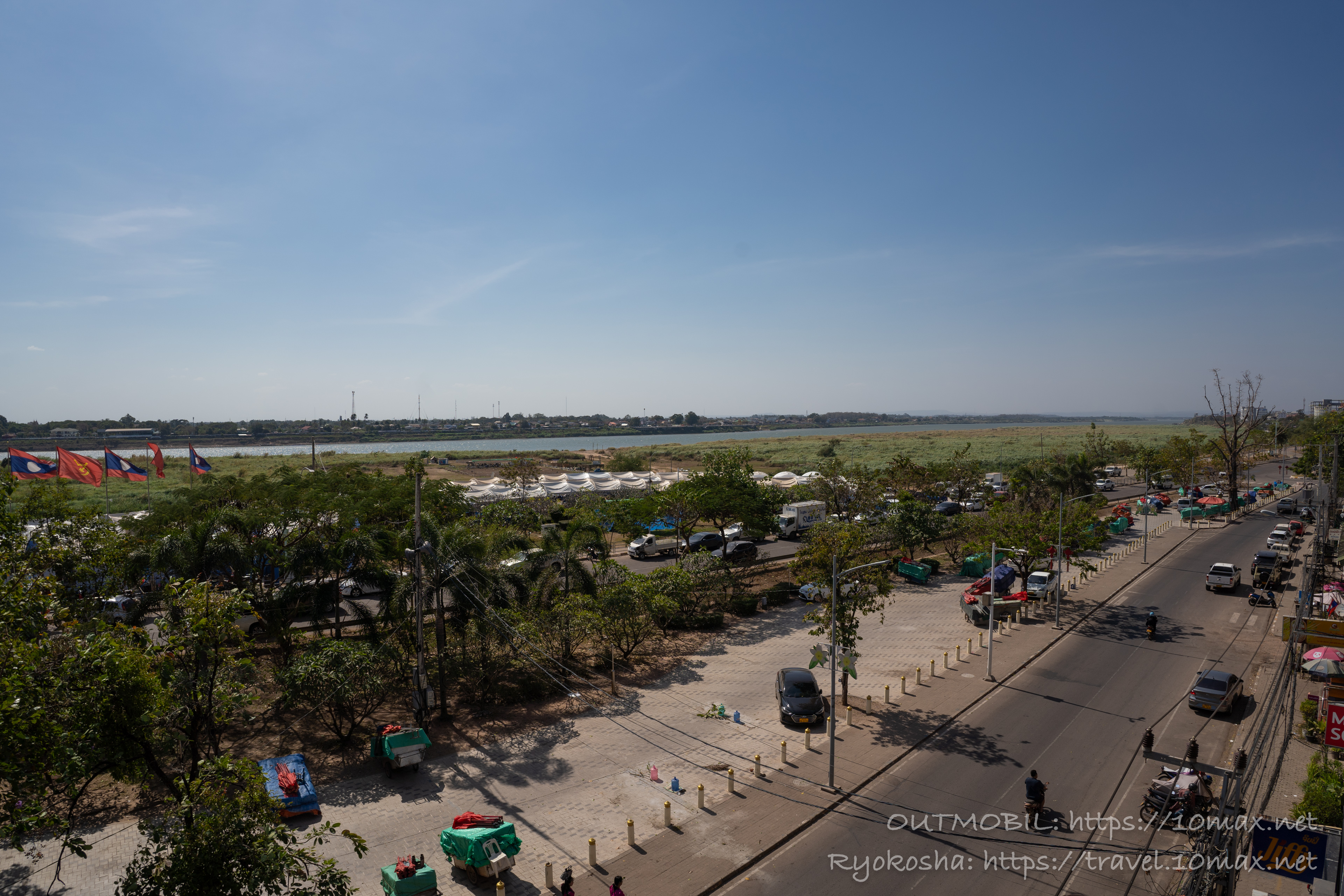 The Riva Vientiane Hotelの客室からの眺望, ビエンチャンのおすすめ中級ホテル, ファミリー, メコン川リバービュー