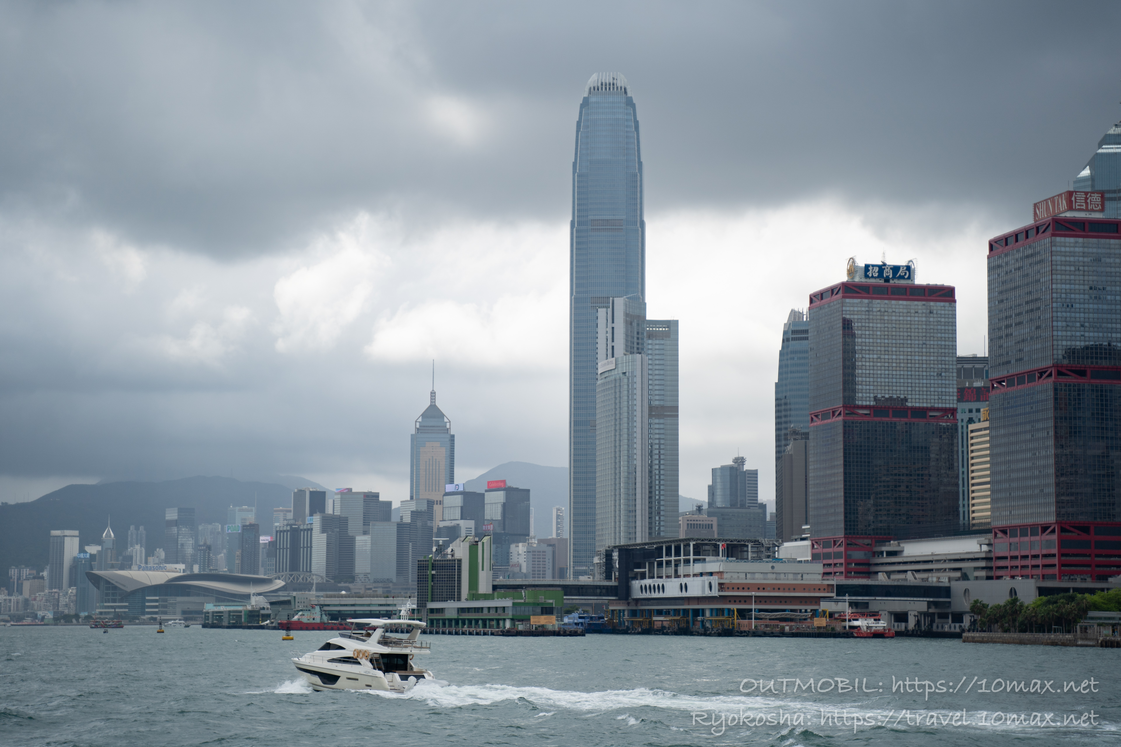 中環発長州島行きフェリーからの風景, 香港