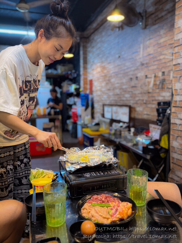ハノイ式マーガリン焼肉, ホーチミン, Tiệm nướng vỉa ỦN ỈN