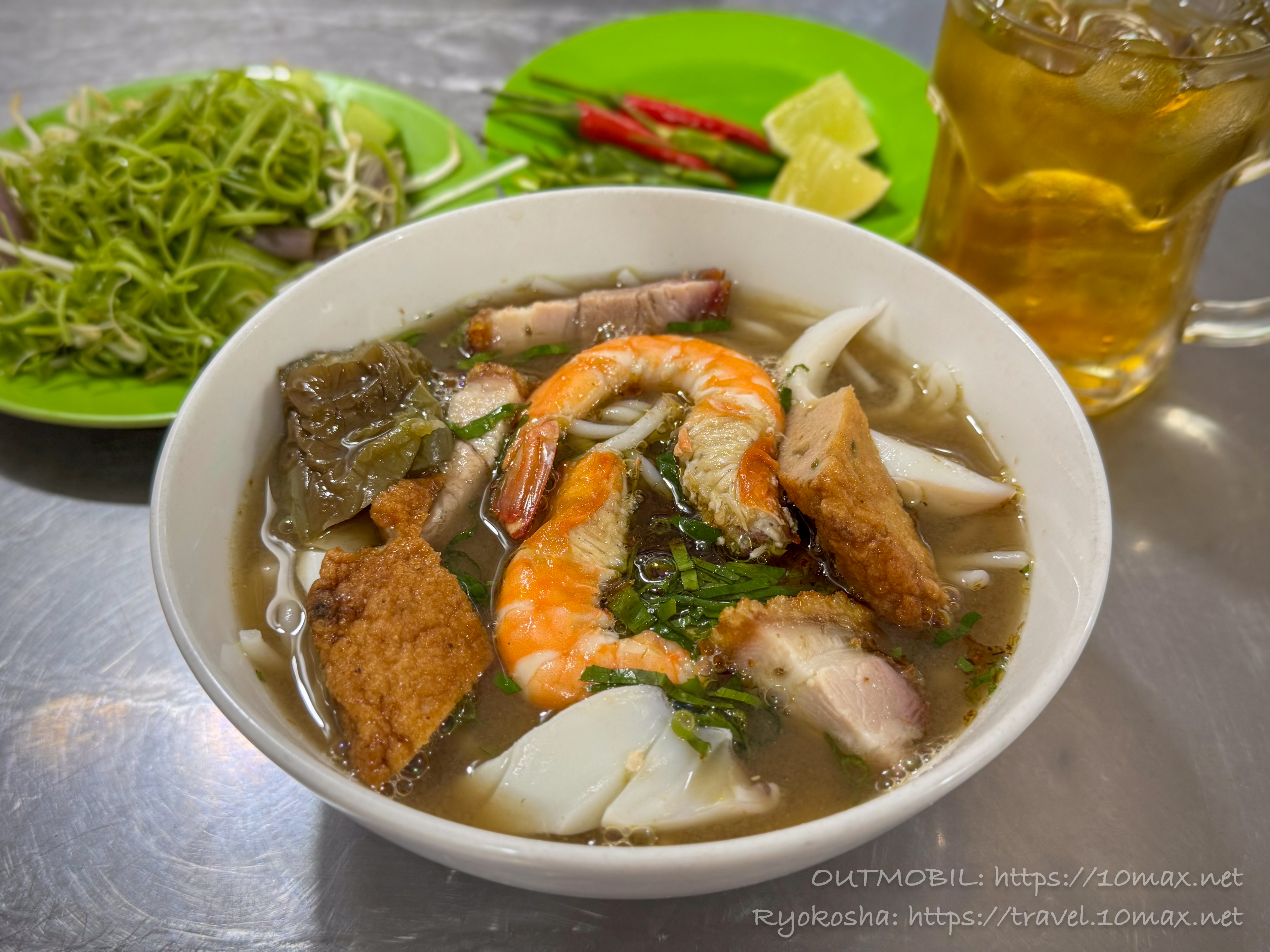 スープ, ブンマム (Bún Mắm), ローカル麺, ホーチミン, ベトナム