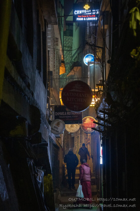 ダージリン, 夜の町の風景, インド